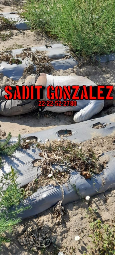 Tiran cadáver de un hombre con el rostro destrozado en Huixcolotla