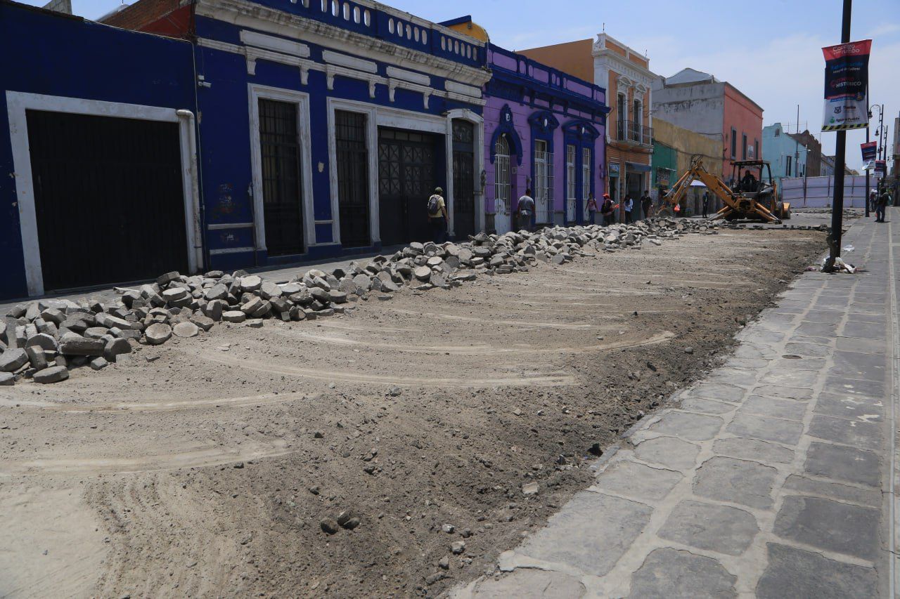 Siguen las obras en el centro de Puebla capital
