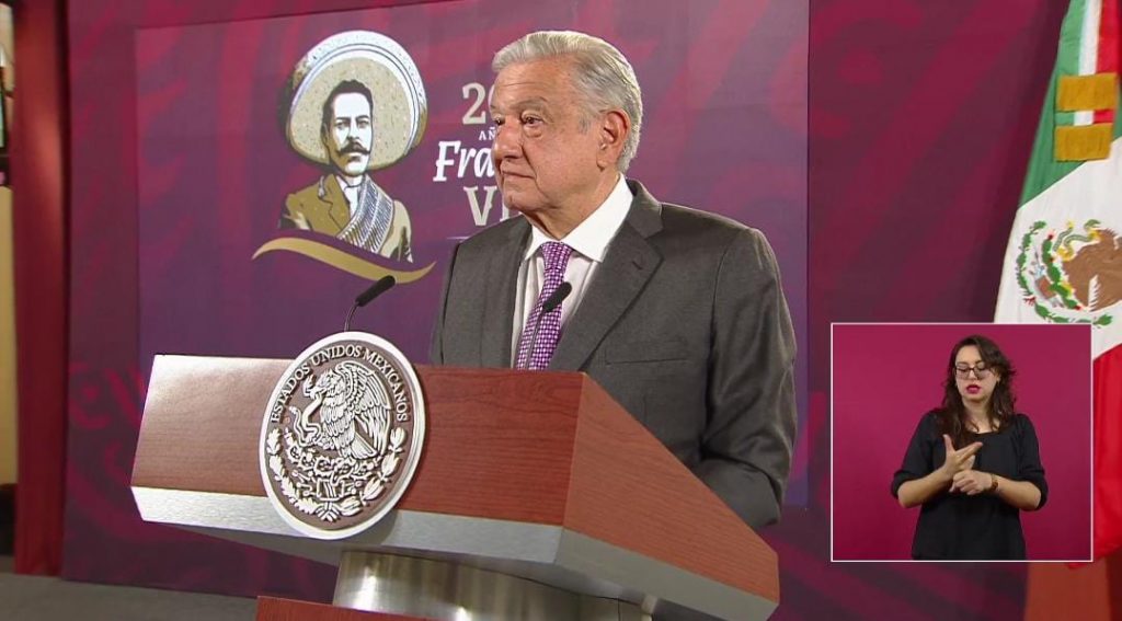 AMLO insiste en consulta ciudadana para elegir a los ministros de la SCJN
