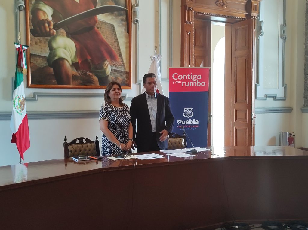 Tesorera municipal pide a ciudadanos pagar multas y sacar sus vehículos del corralón