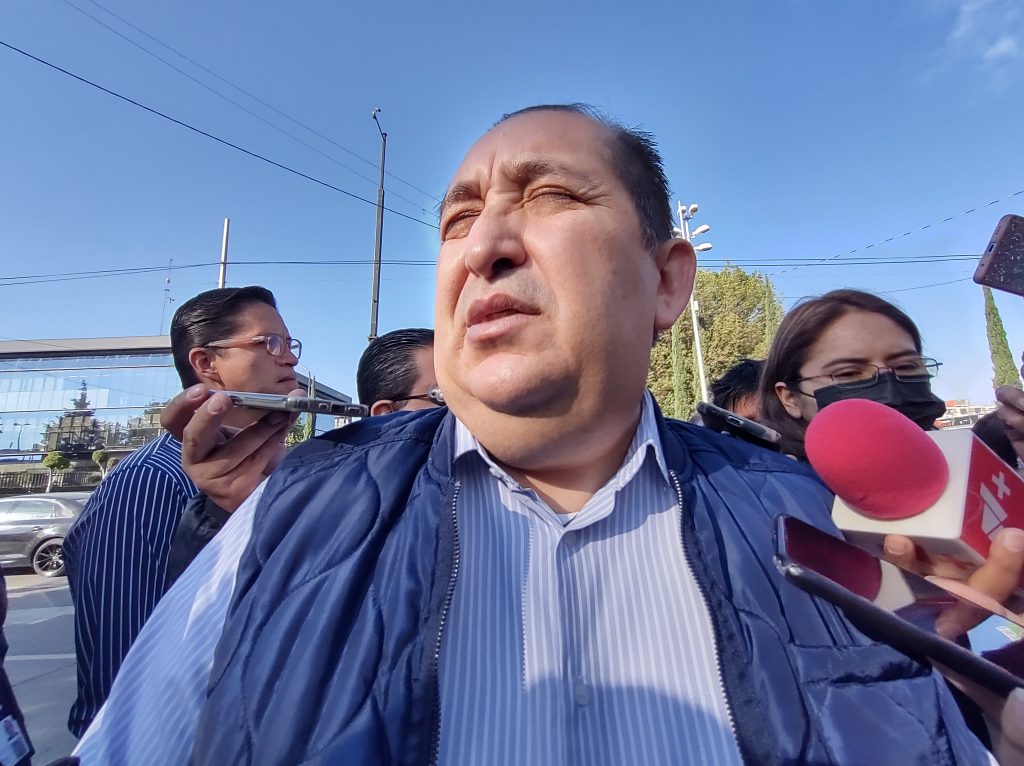 “Orejas” en las calles 11 y 13 oriente-poniente se concluirán en 15 días: Vélez Tirado