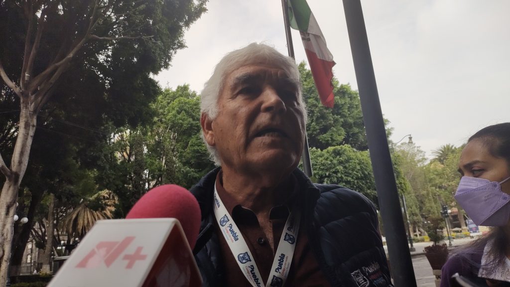 Rescatarán mascotas expuestas a la ceniza, dijo Arturo Gutiérrez