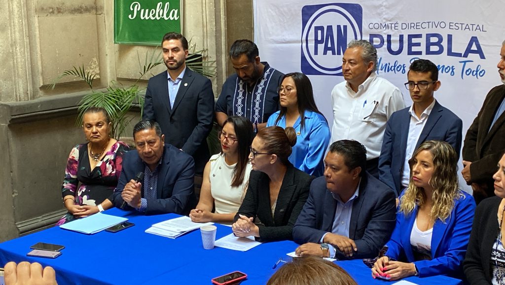 Desmiente Augusta Díaz de Rivera a Genoveva Huerta y le advierte que deberá responder por las finanzas del PAN