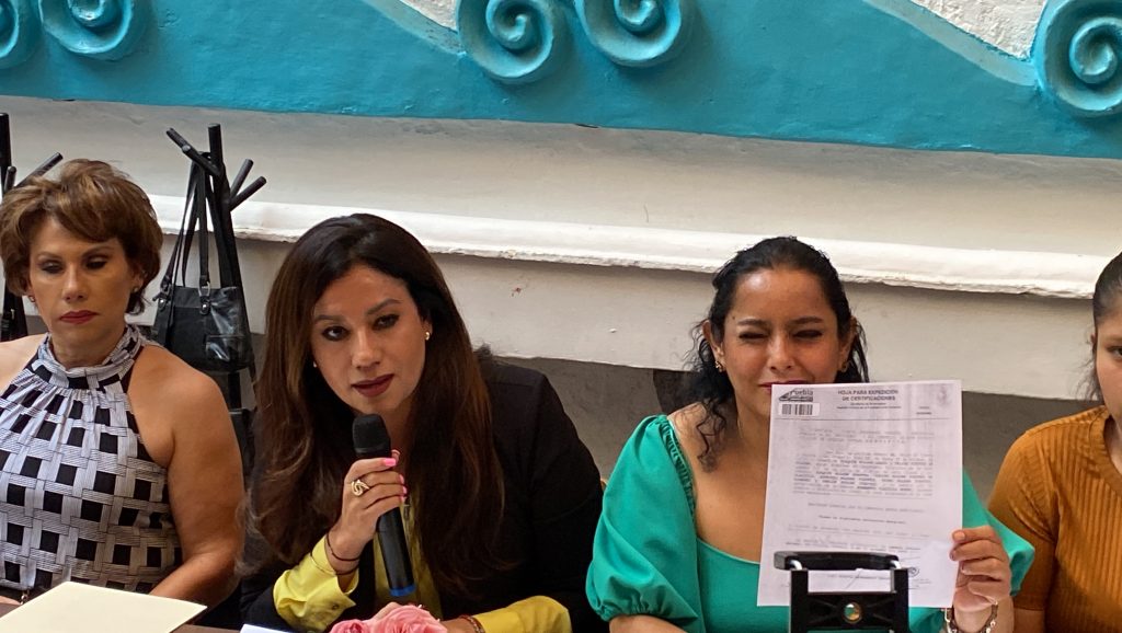 En pleito familiar por una panadería, la ex diputada local Matilde Roldán denuncia amenazas