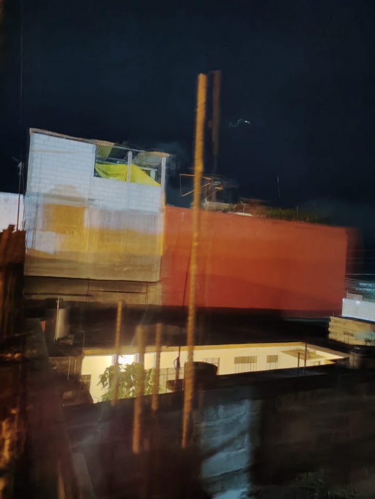 Fotonota: Fuertes vientos afectan la electricidad en Huauchinango