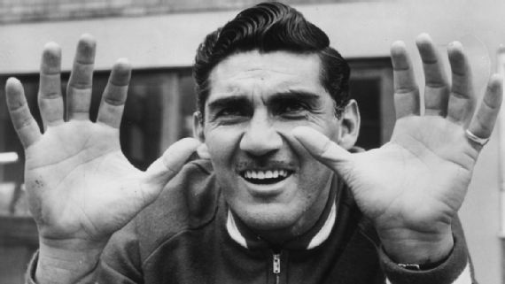 Falleció Antonio “La Tota” Carbajal, primero en jugar cinco mundiales