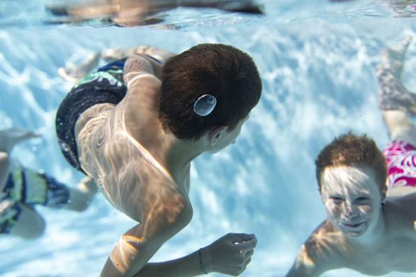 Detecta si tu hijo tiene oído de nadador