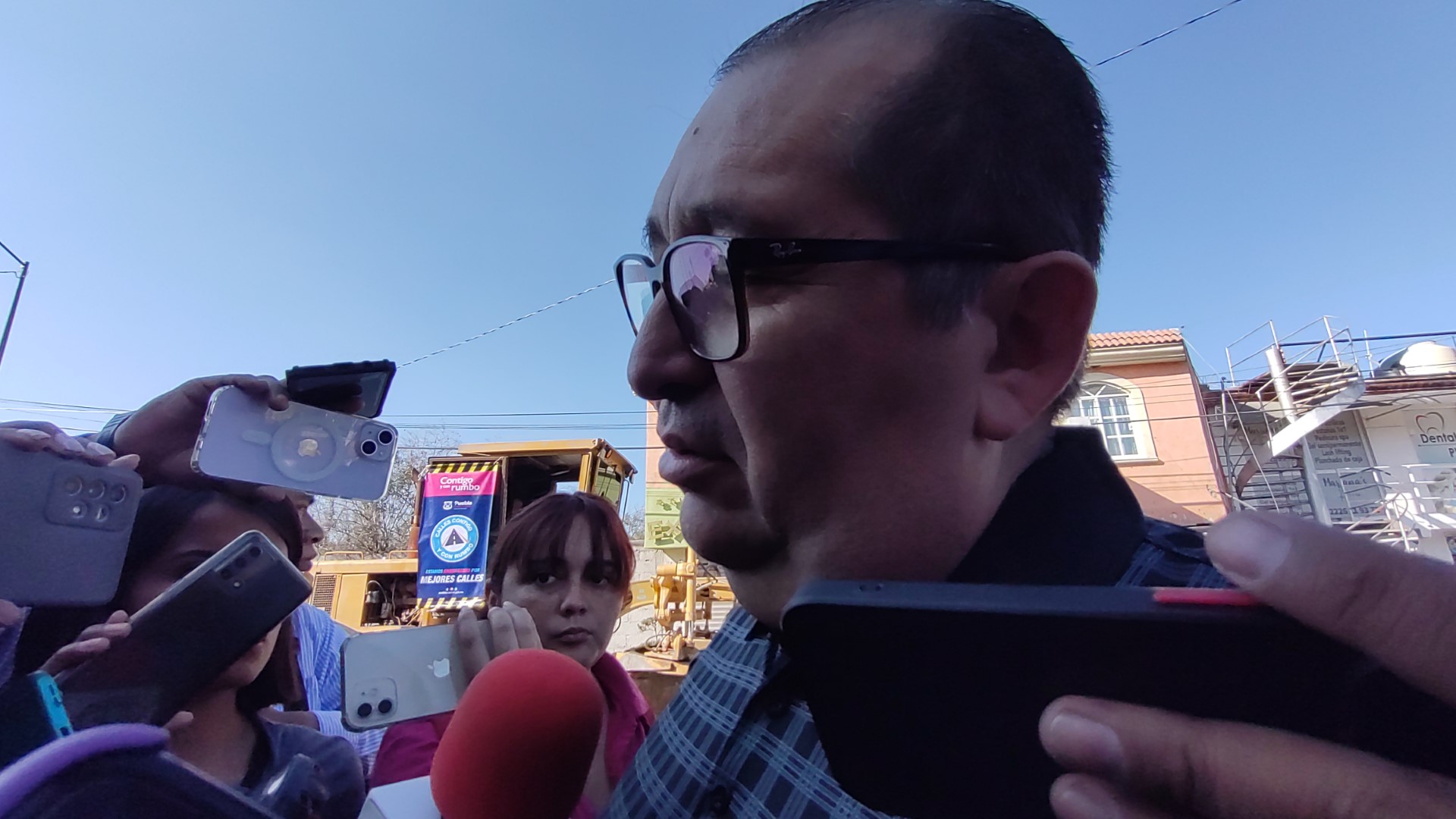 Video desde Puebla: En septiembre concluye la entrega de mil calles, indicó Vélez Tirado