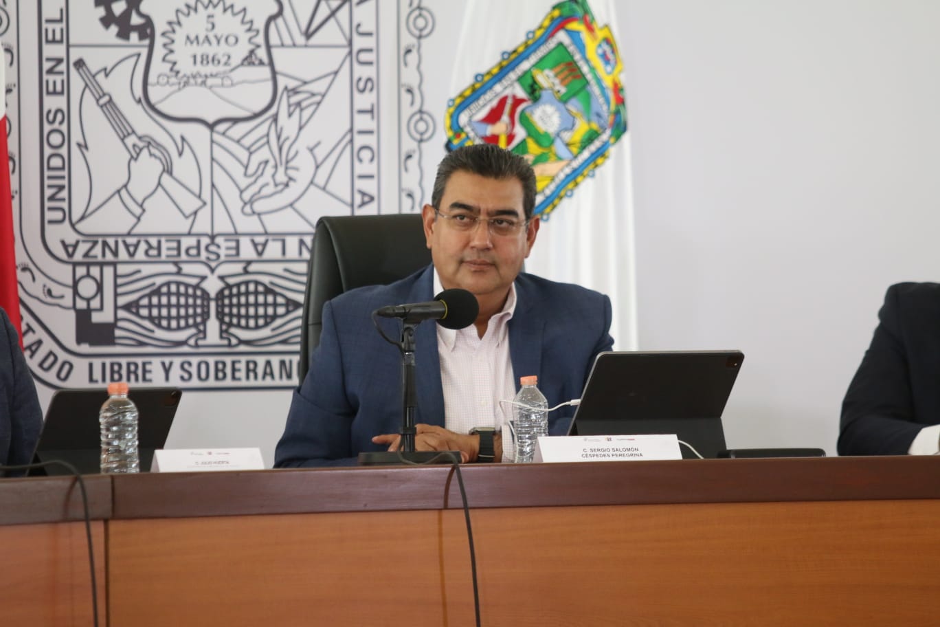 Gobierno de Puebla va contra las pintas de políticos en el mobiliario urbano, confirmó Céspedes Peregrina