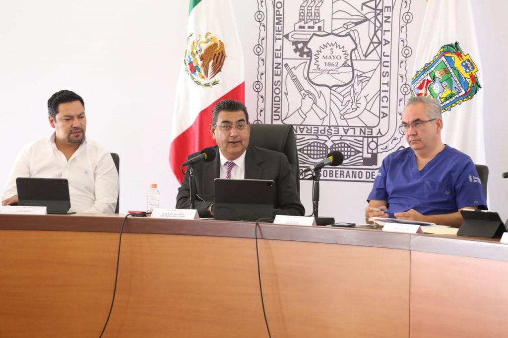 Sergio Salomón Céspedes felicitó a Delfina Gómez por ganar el Estado de México