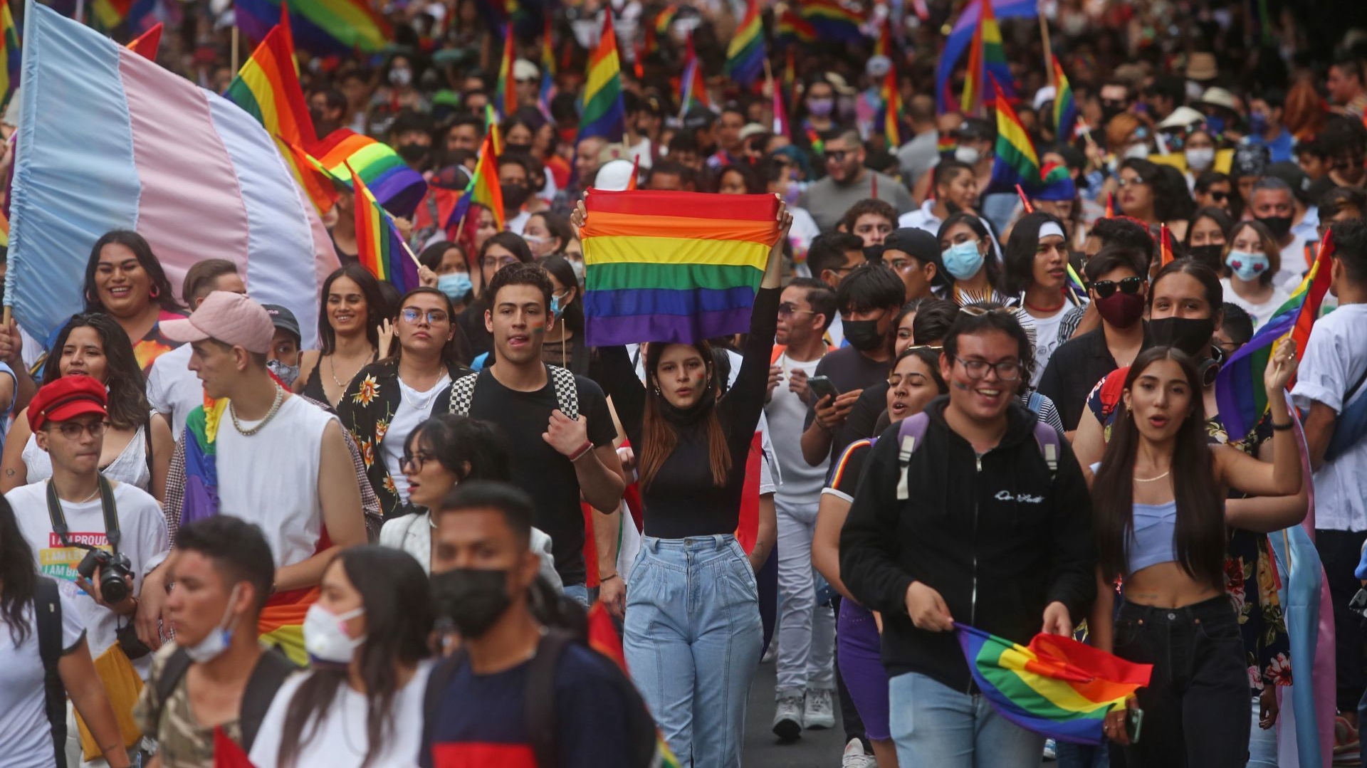 En México, 5 millones de personas (5.1 % de la población) se autoidentificaron con una orientación sexual y de género LGBTI+.