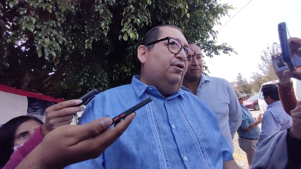 Video desde Puebla: Socavones se forman por tuberías viejas, advirtió Vélez Tirado