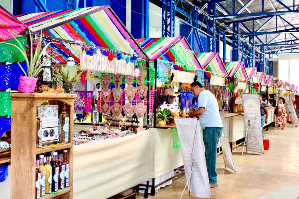 Exitosa feria del Pulque y Mezcal en Atlixco