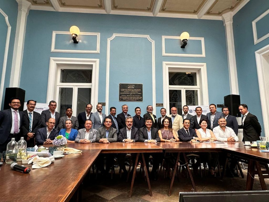 Trabajo conjunto por Puebla, reiteró Eduardo Rivera