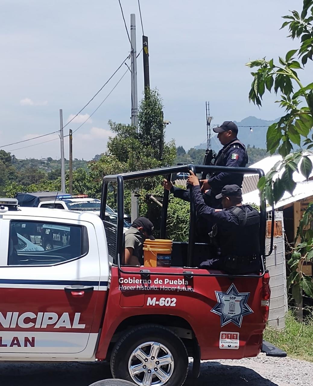 Policías de Teziutlán y Veracruz detienen a presunto ladrón de autos