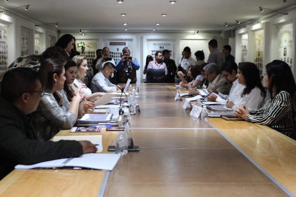 Dialogan la Comisión de Educación del Congreso de Puebla y SEP federal sobre programas sociales y campaña de prevención de adicciones