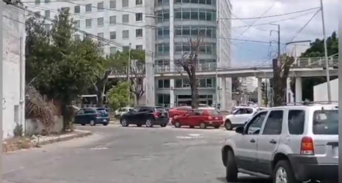 Video desde Puebla: Siguen las filas interminables para verificar