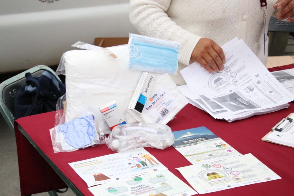 Salud y BUAP realizan estudio por daños ante la caída de ceniza volcánica