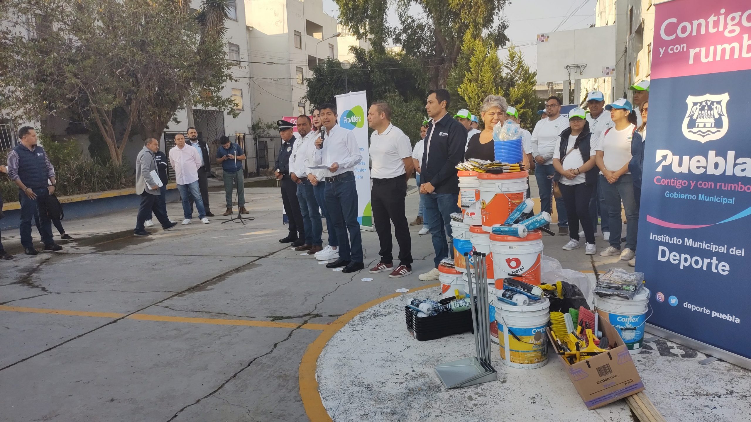 Video desde Puebla: Eduardo Rivera lanza advertencia a sus colaboradores sobre actos de campaña anticipados