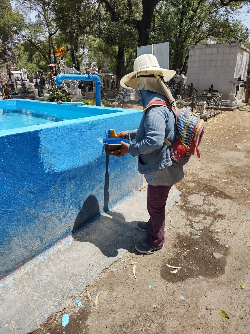 Se espera a 40 mil personas en panteones de Puebla capital por el Día del Padre