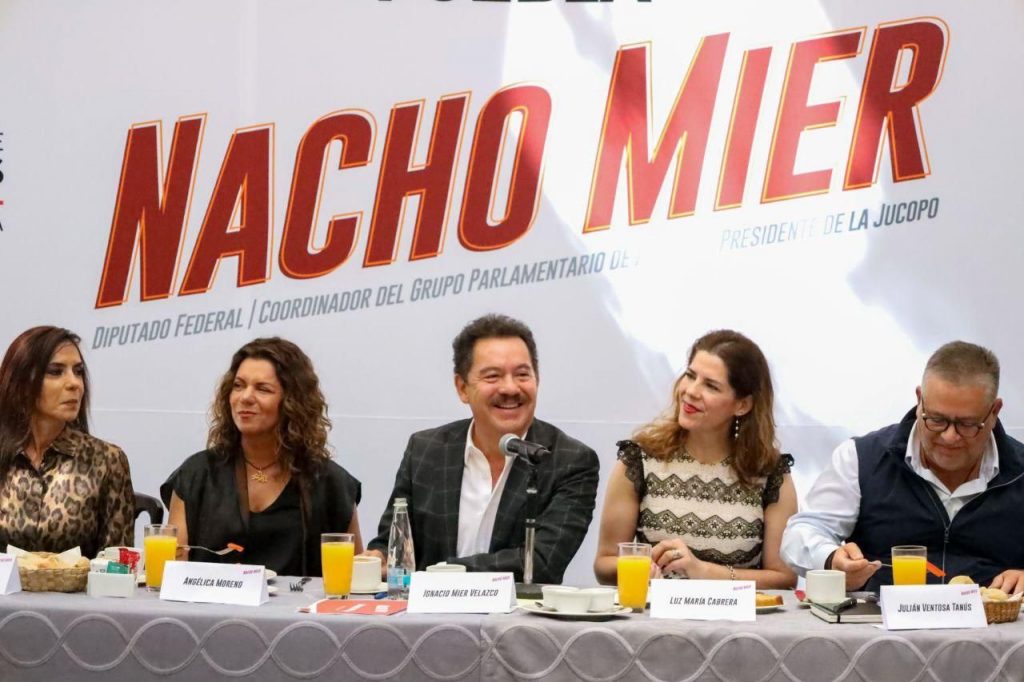 Empresarios respaldan a Nacho Mier