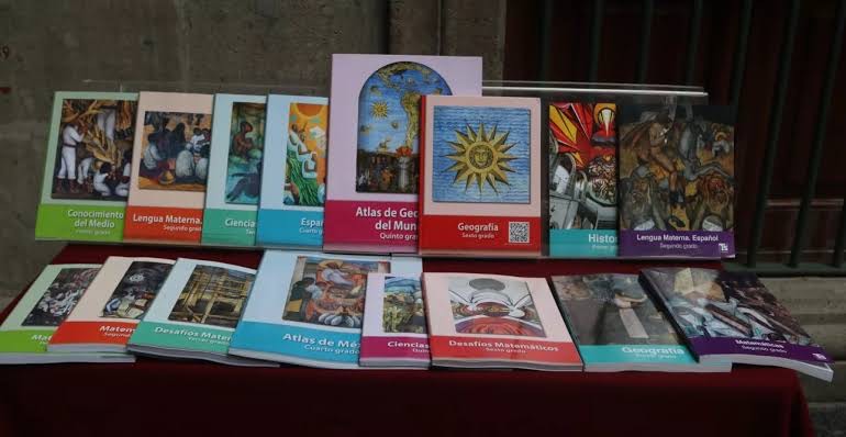 Lanza el gobierno de Puebla licitación para libros de texto