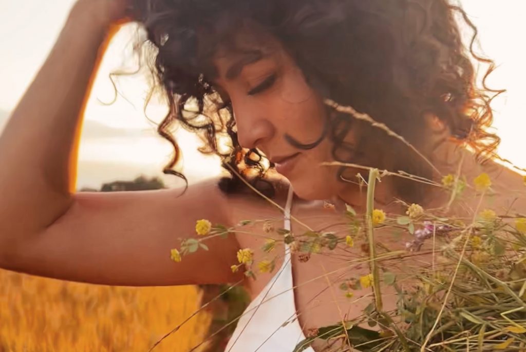 Nataly McDermott estrena el tercer adelanto de su disco debut