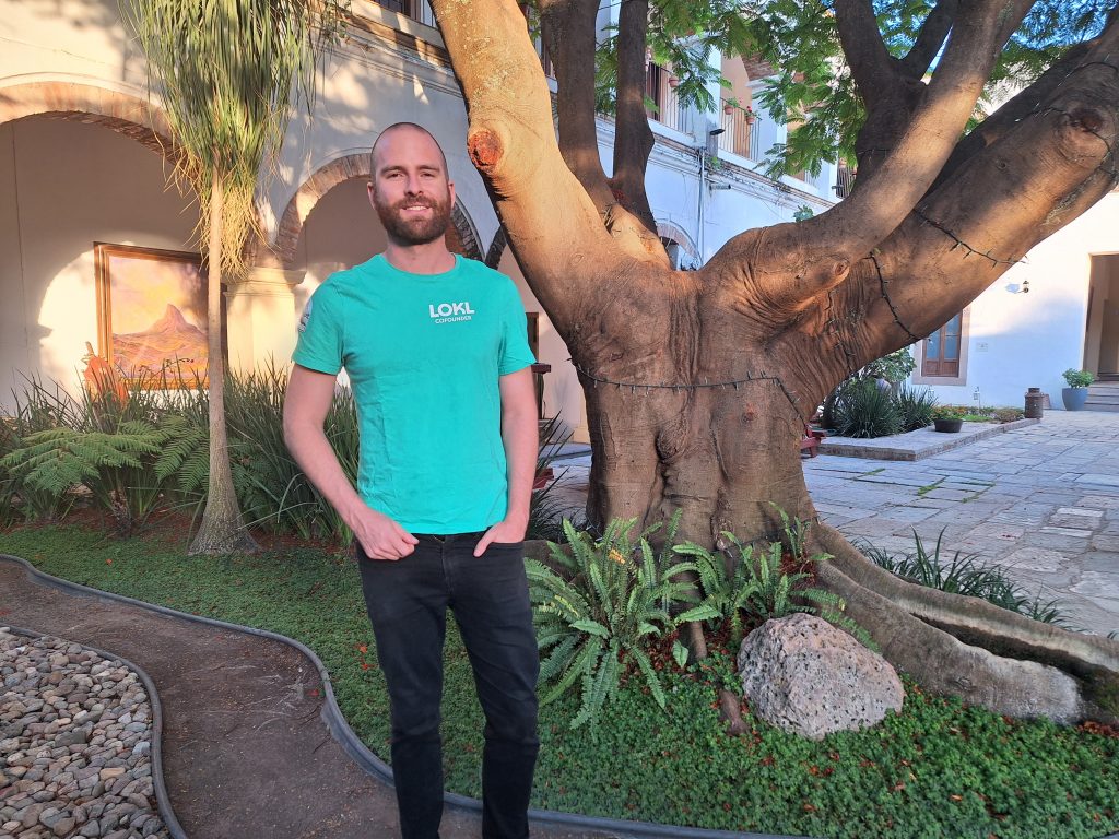 Salud, educación y servicios financieros; temas prioritarios para los jóvenes de LATAM