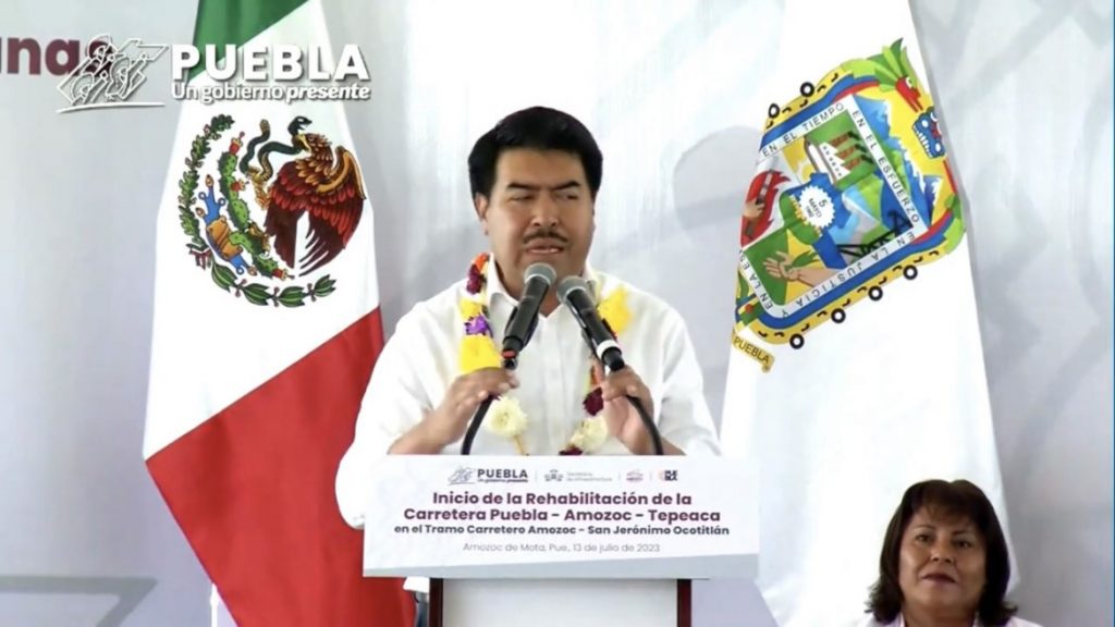 Inicia Javier Aquino rehabilitación de la carretera Puebla- Amozoc- Tepeaca 