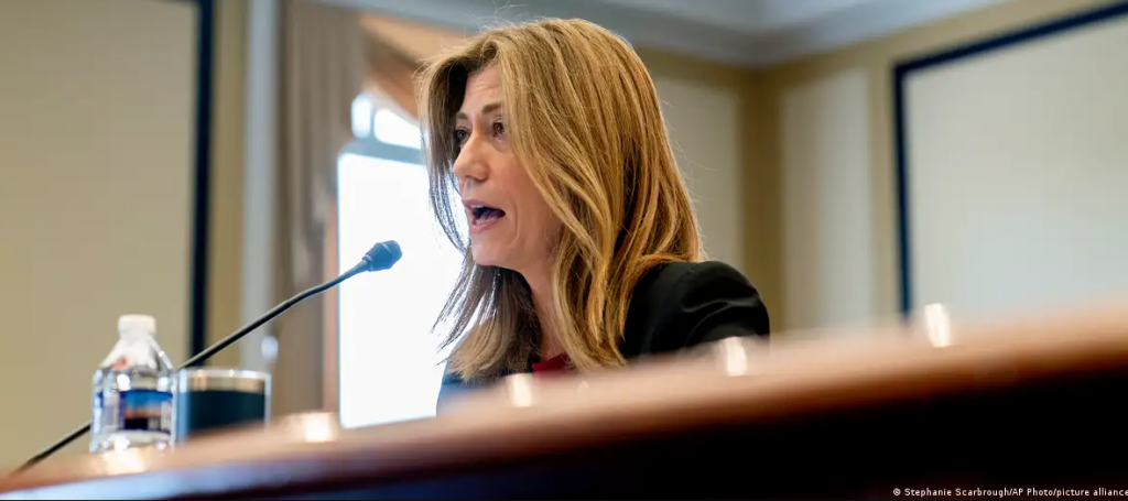 EE.UU. arremete contra fentanilo producido en masa en México