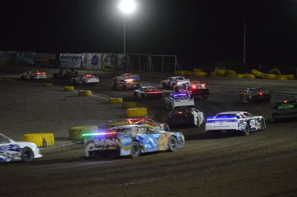 El “Gran Premio Carrera 50”, tomará la noche en el Aquiles Speedway Park
