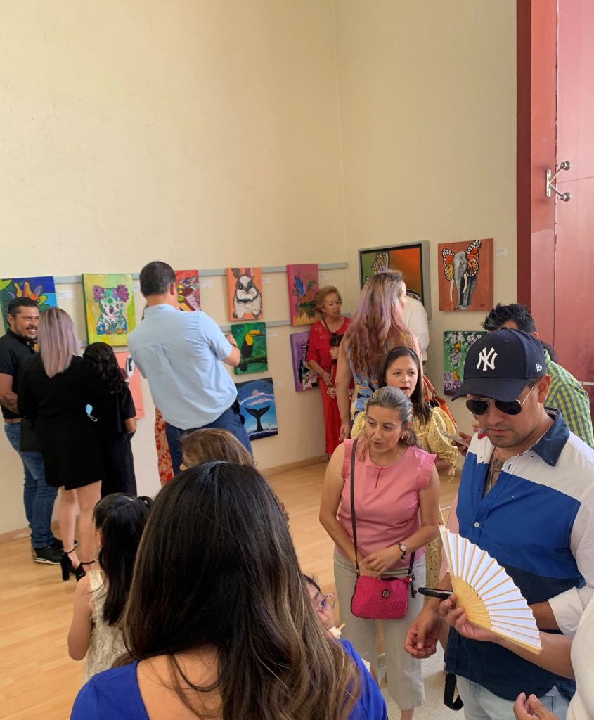 Exposición “Los animales y el medio ambiente” en el Laberinto