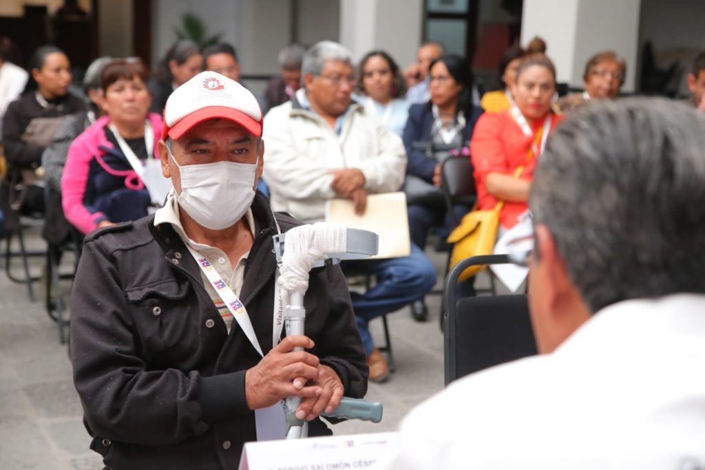 Fotonota: En “Martes Ciudadano”, Sergio Salomón Céspedes atiende demandas de los poblanos