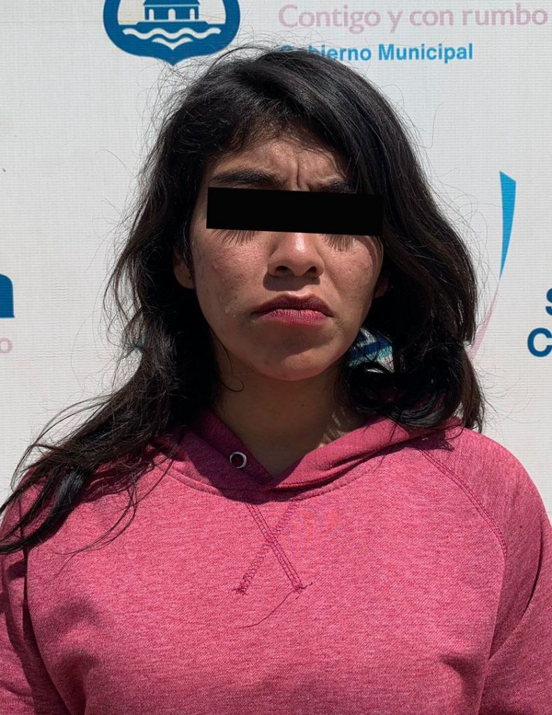 Detienen a pareja de roba vehículos