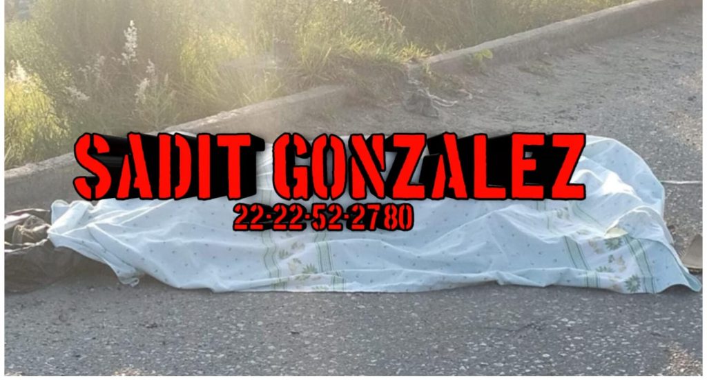 Muerto, embolsado y con un narcomensaje en Acajete