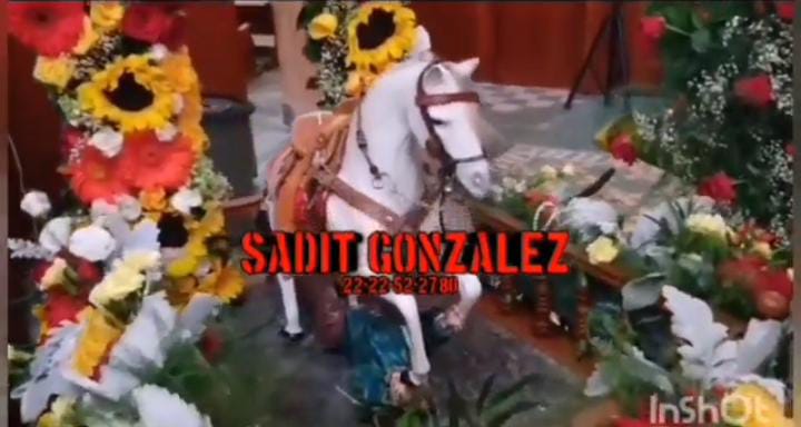 Video desde Puebla: Roban iglesia en Santiago Miahuatlán