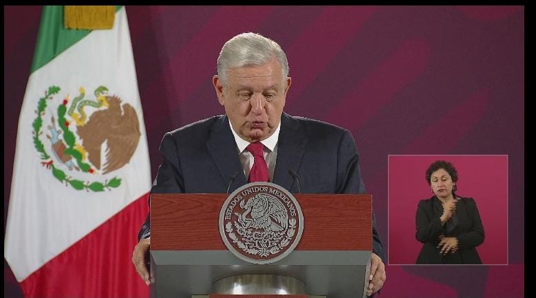 AMLO apunta que Taboada Cortina sería candidato del PAN, PRI y PRD en Ciudad de México