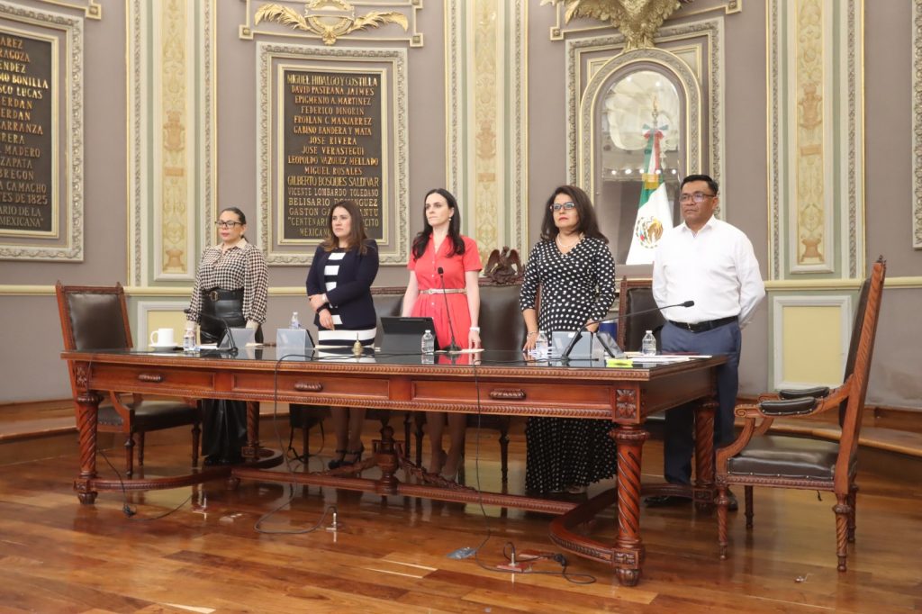 Recibe Congreso del Estado iniciativa para sancionar el matrimonio forzado