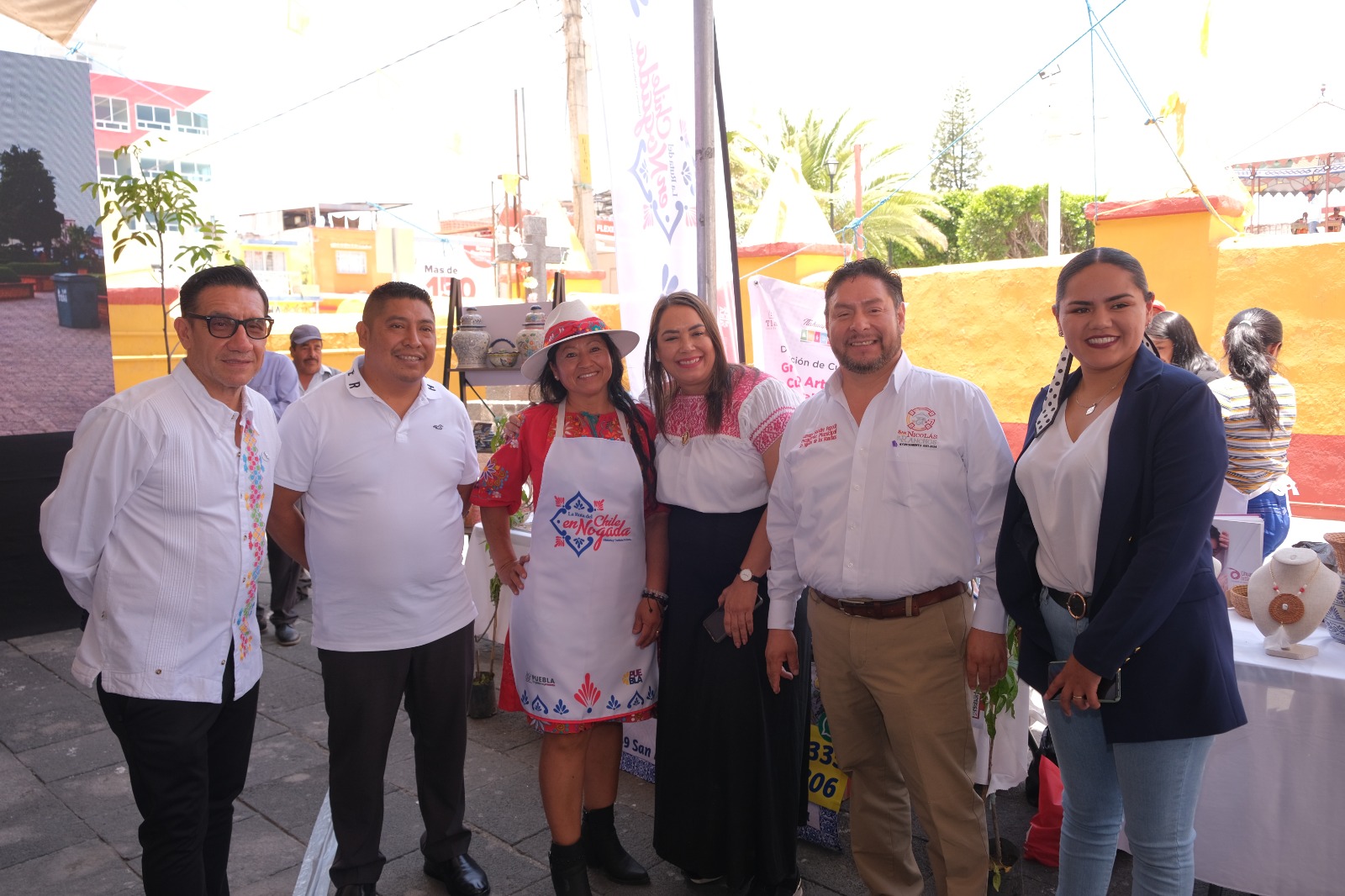 Martha Ornelas y Gumaro Sandre presentan la “Ruta del Chile en Nogada” en San Nicolás de los Ranchos