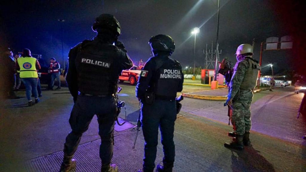 Fotonota: Realiza policía estatal operativo de vigilancia en Huauchinango