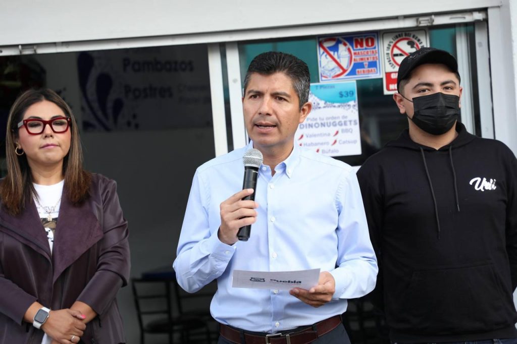 Ayuntamiento de Puebla mantiene su programa de créditos a negocios: Eduardo Rivera