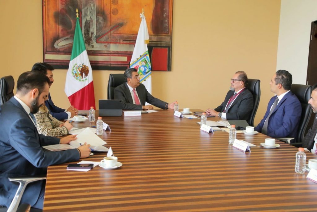 Se reúne Sergio Salomón con Auditor Especial de Gasto Federalizado 