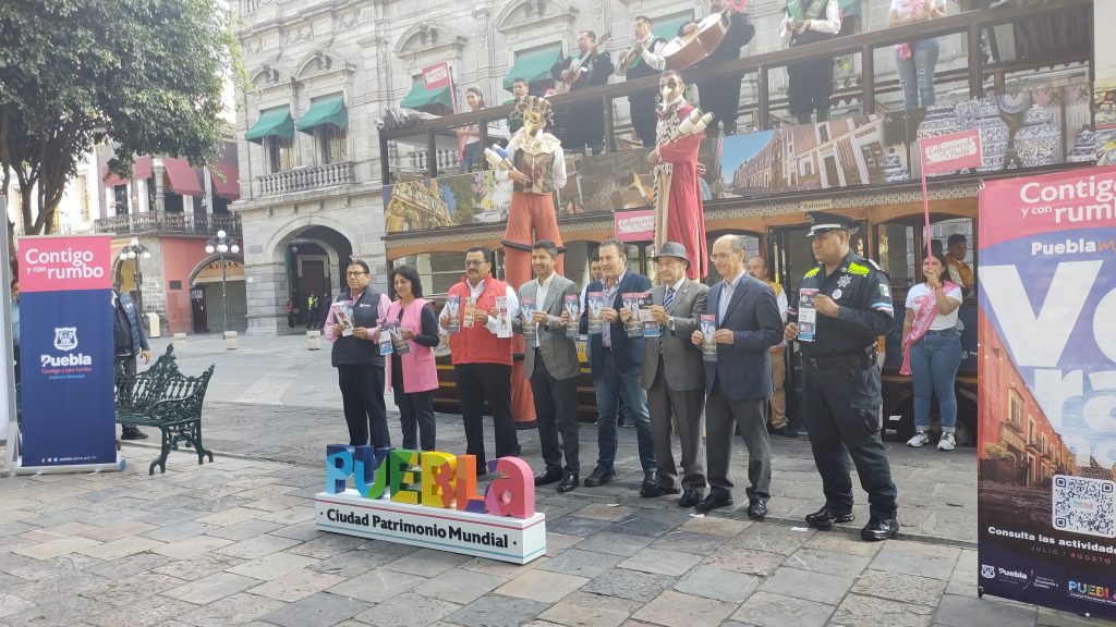 Eduardo Rivera presentó las actividades de verano en Puebla capital