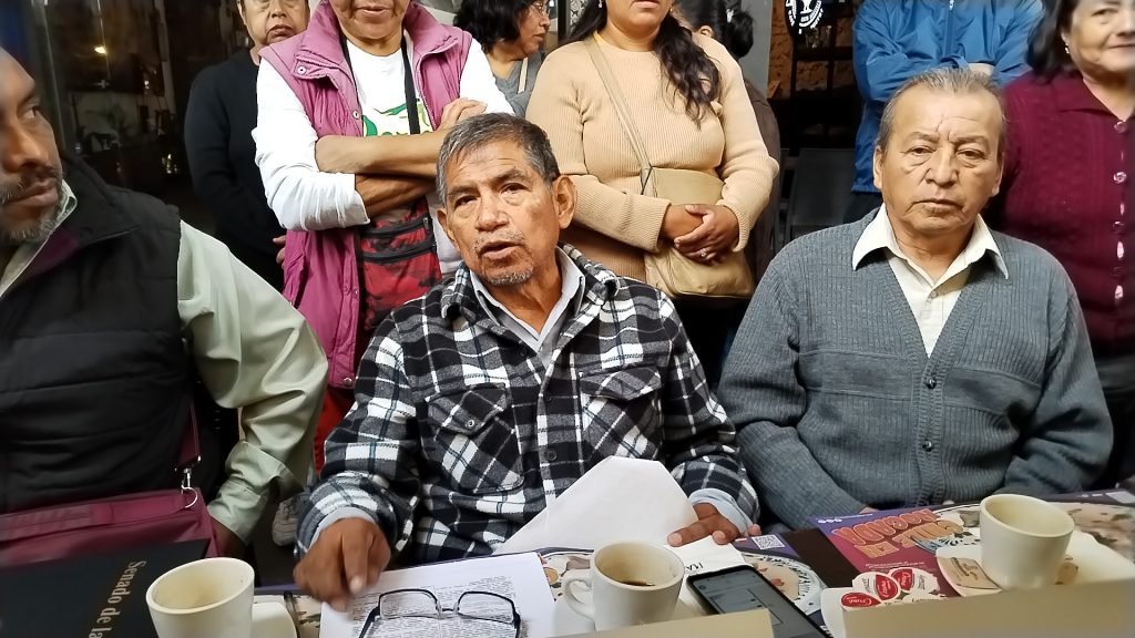 Voceadores del Centro Histórico solicitan garantía de regresar a sus espacios