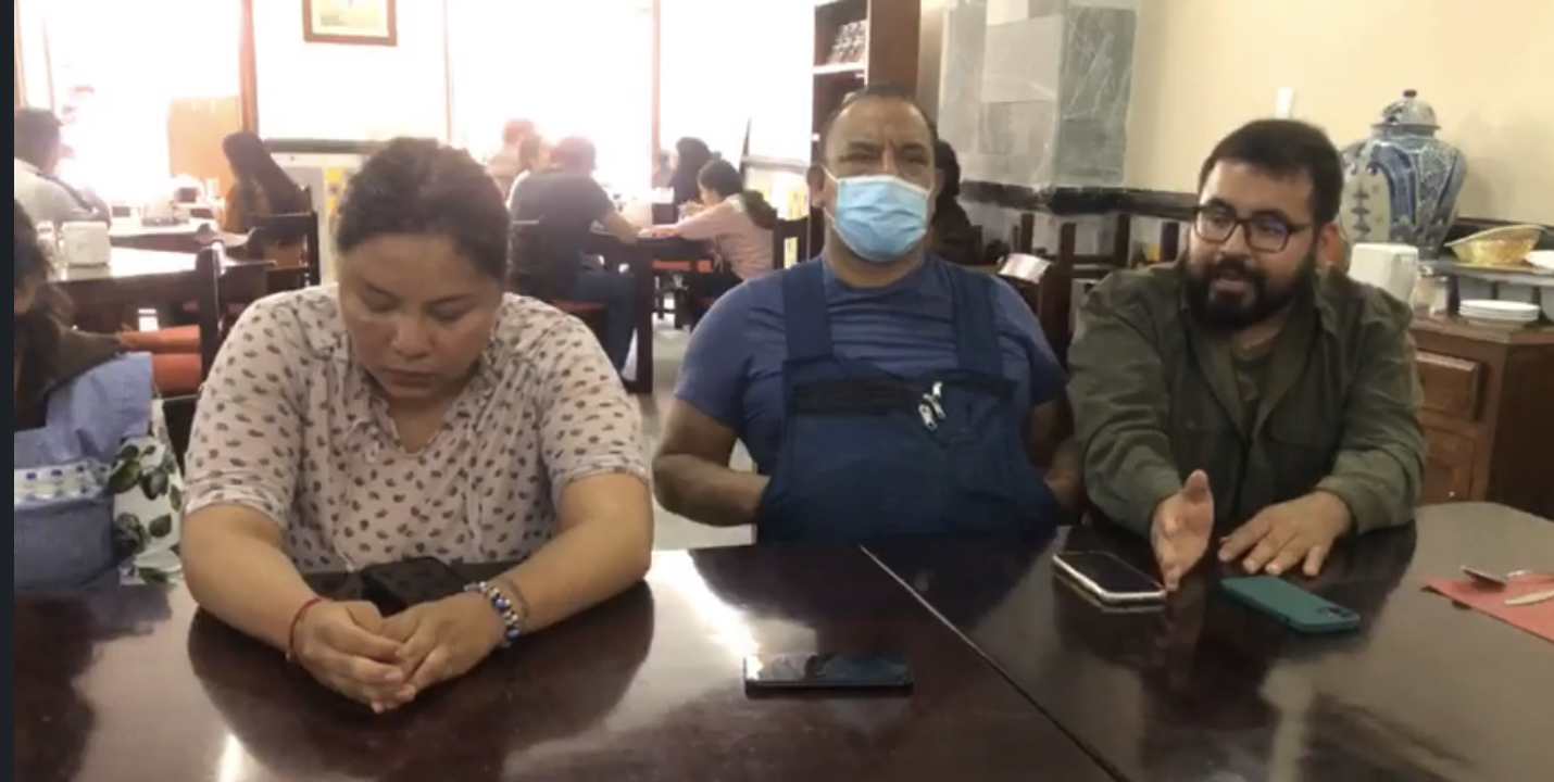Video desde Puebla: Ambulantes de Antorcha Campesina acusan supuestas agresiones de la 28 de Octubre