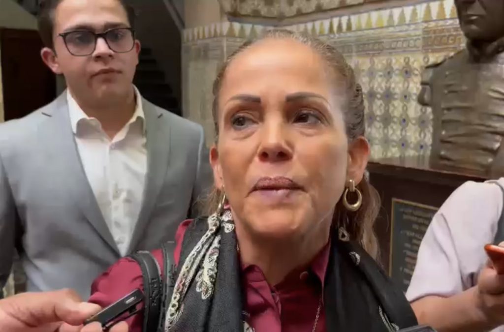 Minimiza lideresa de Morena denuncias contra sus precandidatos