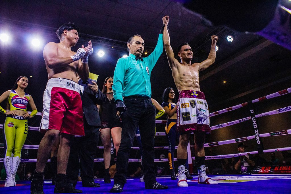 Fulmina “Russo” Santoyo a Jesús Acosta en pelea estelar de Round Zero