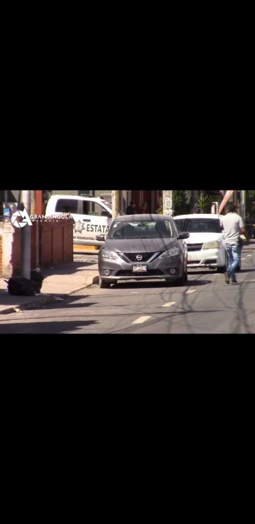 Video desde Puebla: Balacera afuera de bar de la 16 de septiembre deja al menos dos heridos