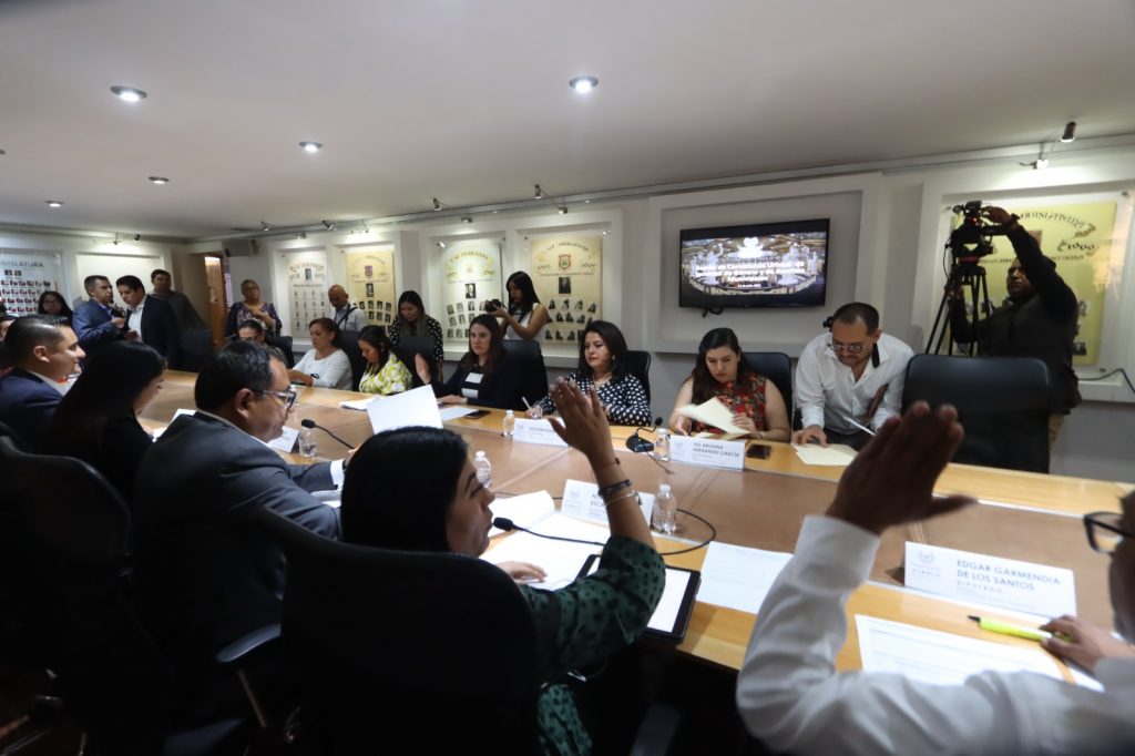 Ayuntamientos en Puebla estarán obligados a crear instancias municipales de las mujeres; aprueban Comisiones del Congreso