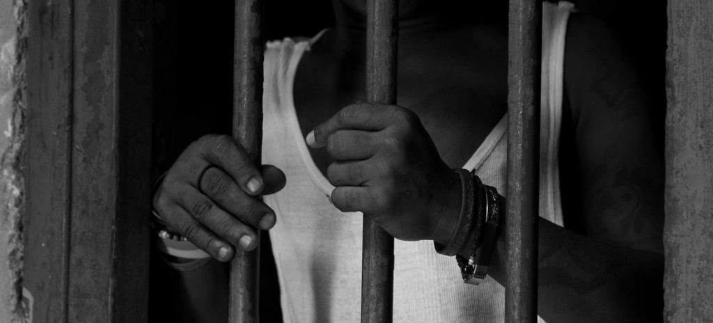 Hay que acabar con las muertes en prisión preventiva, un fenómeno con decenas de miles de muertos anuales